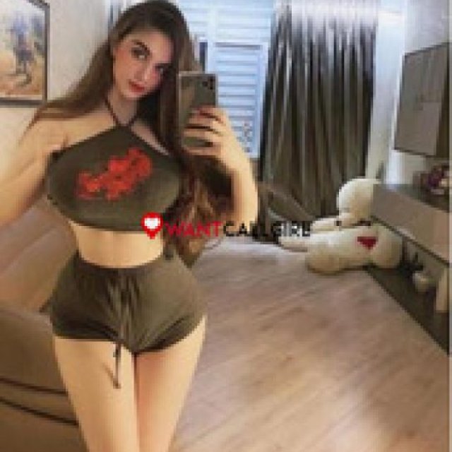 Call Girls in Kailash Colony 9560266914 Escorts Shot 1500 Night 6000