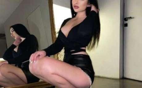 Call Girl in Noida sec-17  9540987624 | Escort Service Delhi