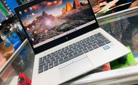 HP ELITEBOOK i5